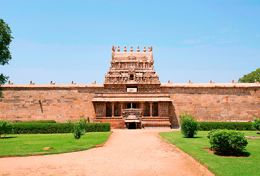 1 Night 2Days Living Chola Marvels Tour Package From Chennai!